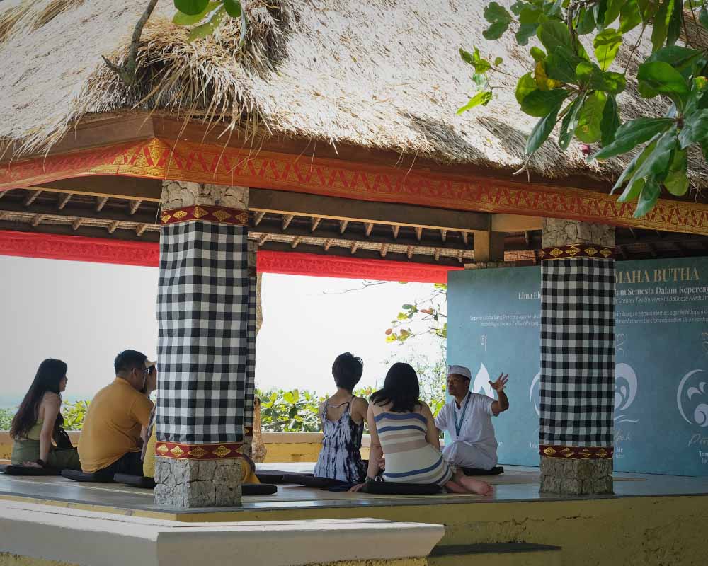 Panca Maha Butha Parahyangan Somaka Giri di area Plaza Wisnu, GWK Cultural Park