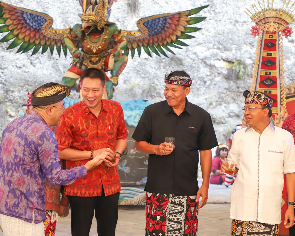 Turut Mendukung Ekonomi Kreatif dan Warisan Budaya, GWK Berkolaborasi dengan Asosiasi Peringati Hari Arak
