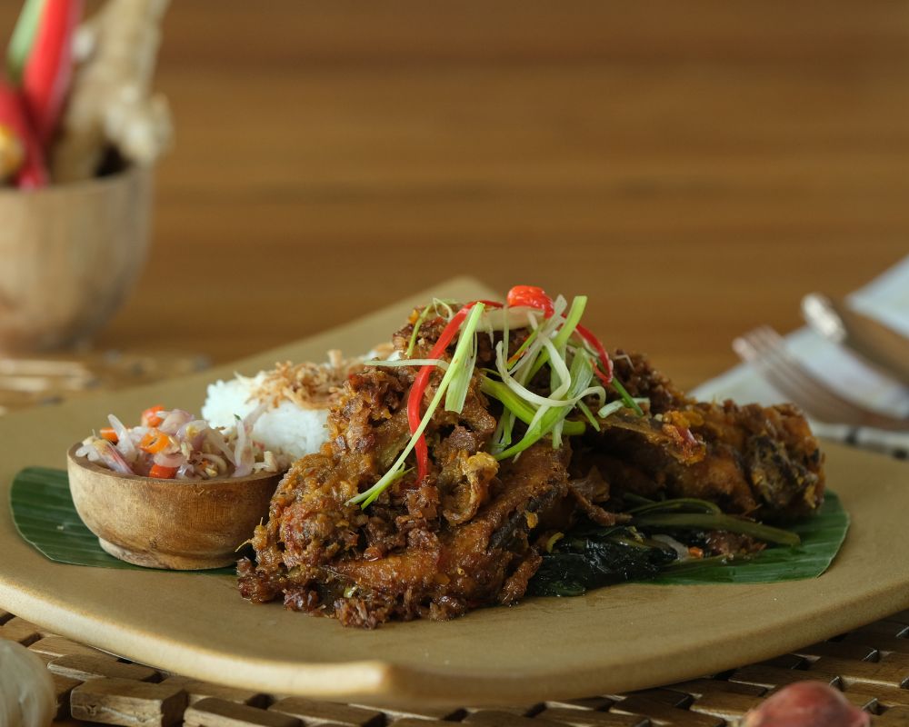 Menu terbaru Jendela Bali Restaurant yaitu Ayam Bumbu Rajang