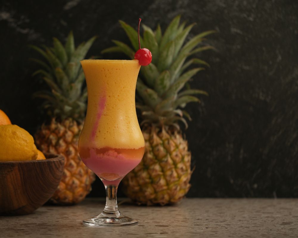 Tropical Beach dengan kesegaran tropis setiap tegukan di Jendela Bali Restaurant