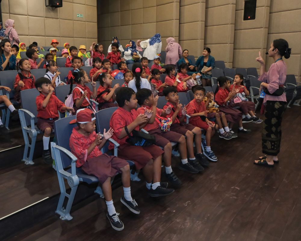 Peran GWK Cultural Park dalam Memperkenalkan Budaya Literasi dalam Peningkatan Pendidikan Karakter