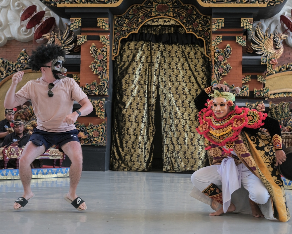 Humorous and Joyful Dance, Topeng Kenyum Manis Dance at GWK Cultural Park