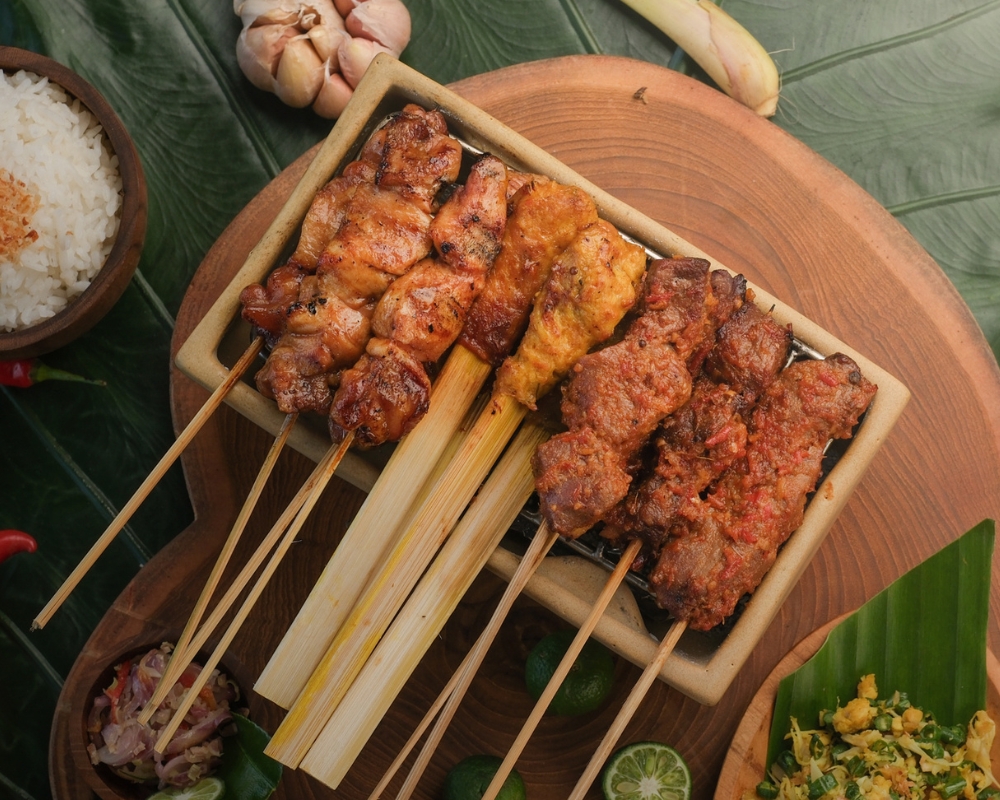 Sate Campur di Jendela Bali Restaurant