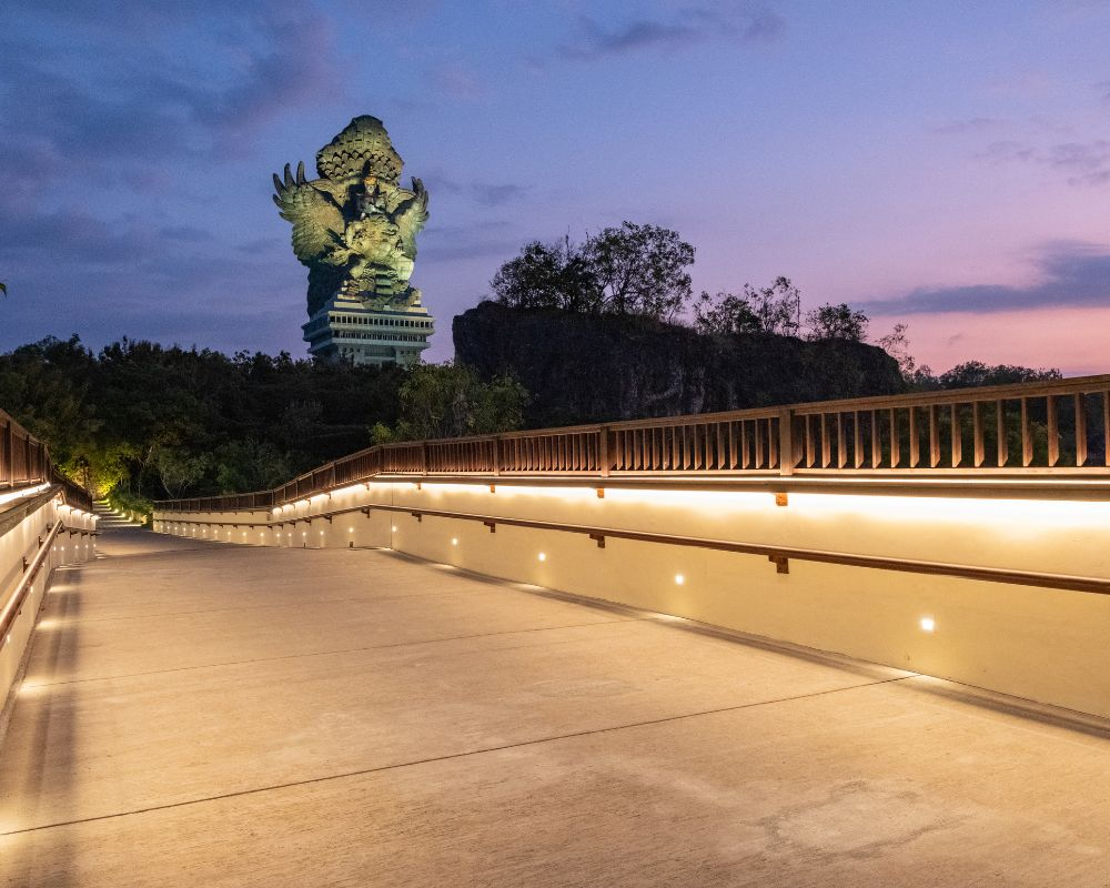 the highest statue in Bali