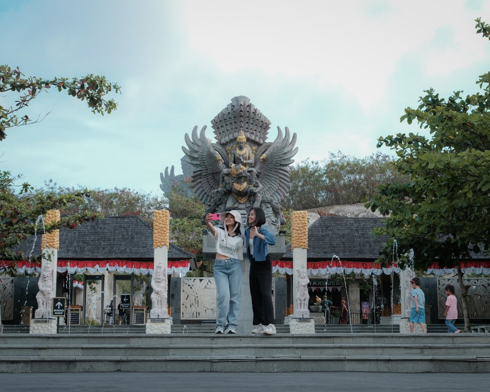 the highest statue in Bali