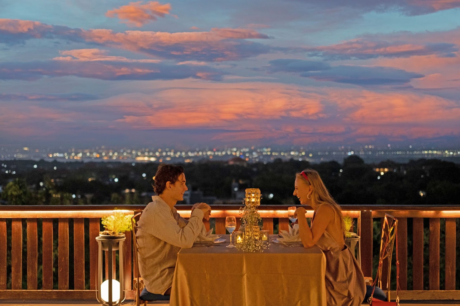 romantic dinner in Bali