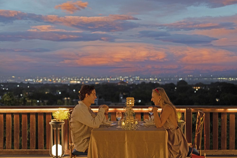 jendela bali, restaurant with a view