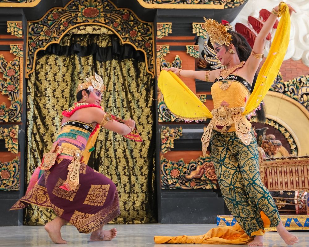 pertunjukan di bali
