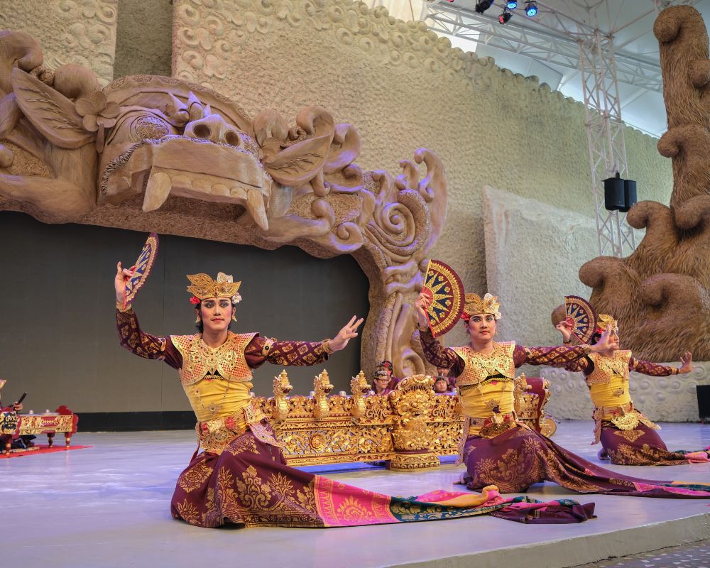 pertunjukan di bali