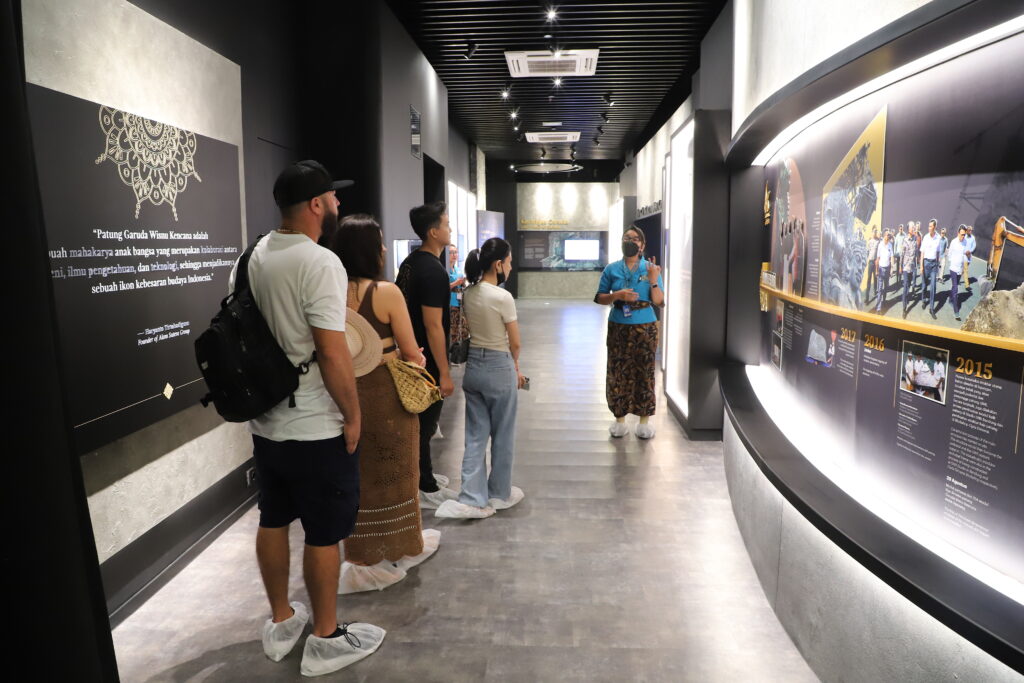 proses pembuatan patung