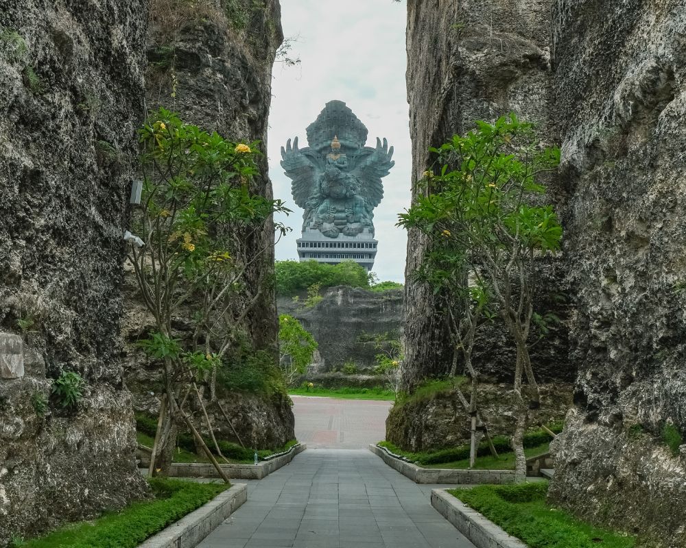 Patung Tertinggi di Indonesia