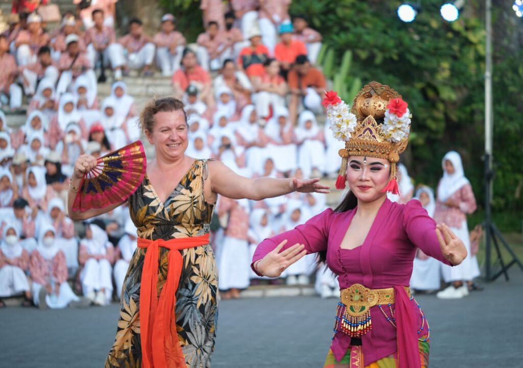 budaya bali