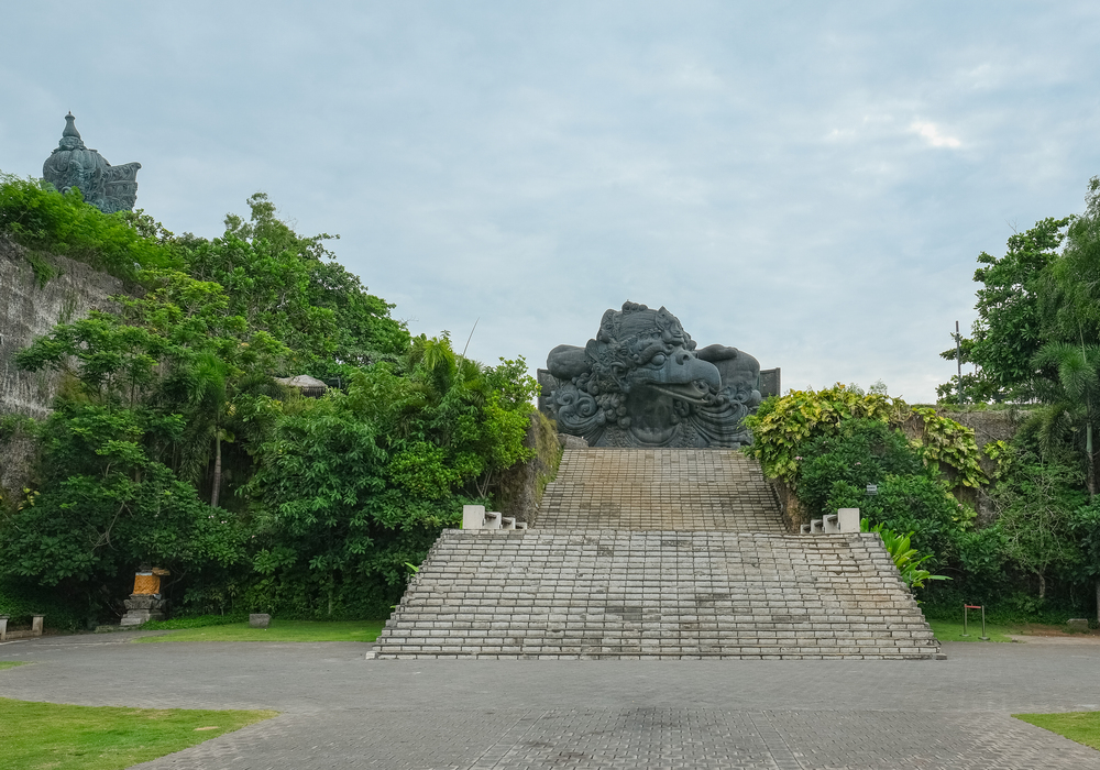 patung di bali