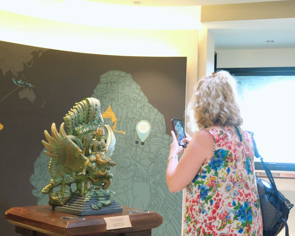 Patung terbesar di indonesia