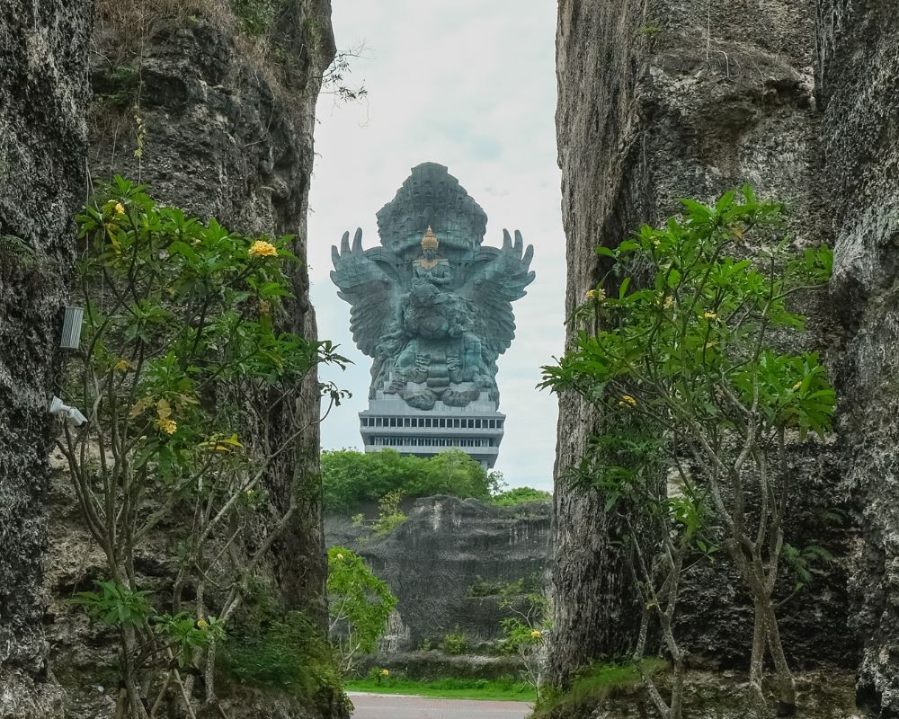Patung tertinggi di bali