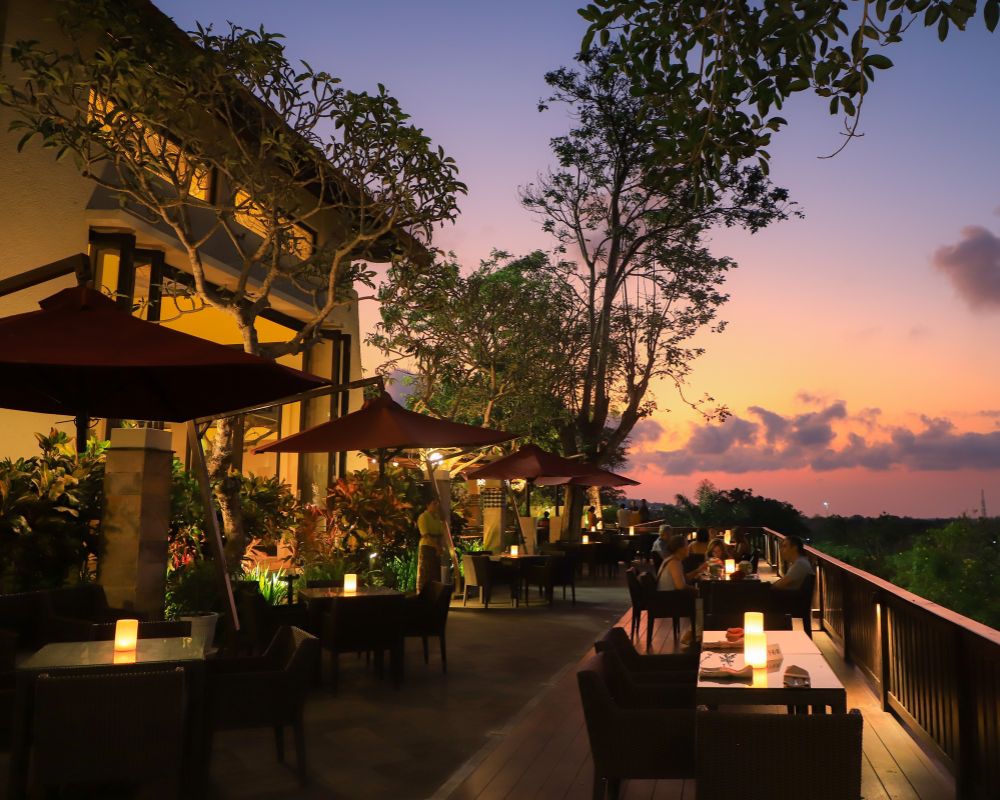 Restoran di bali dengan pemandangan indah