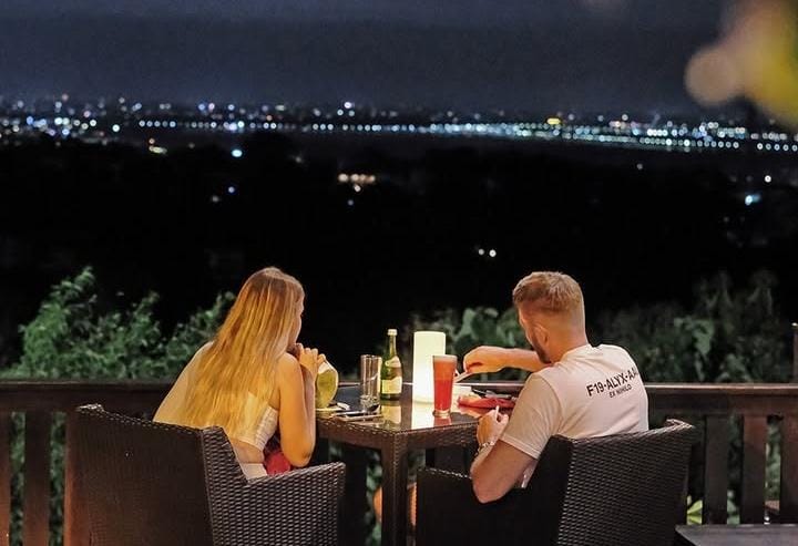 restoran di uluwatu