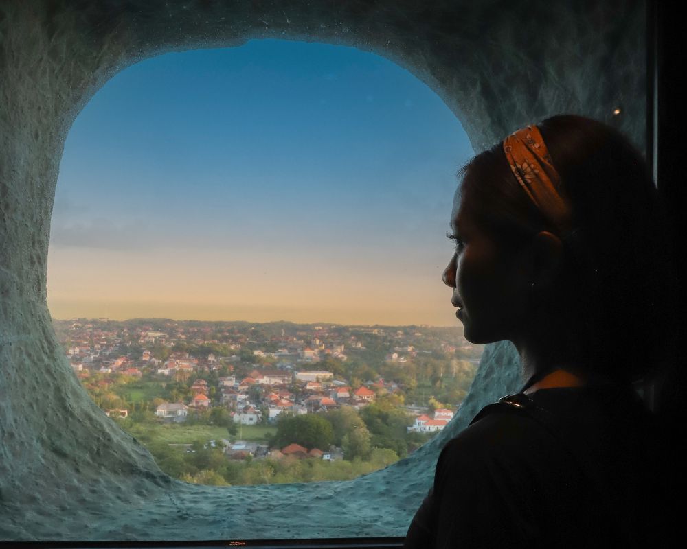 top of the statue tour