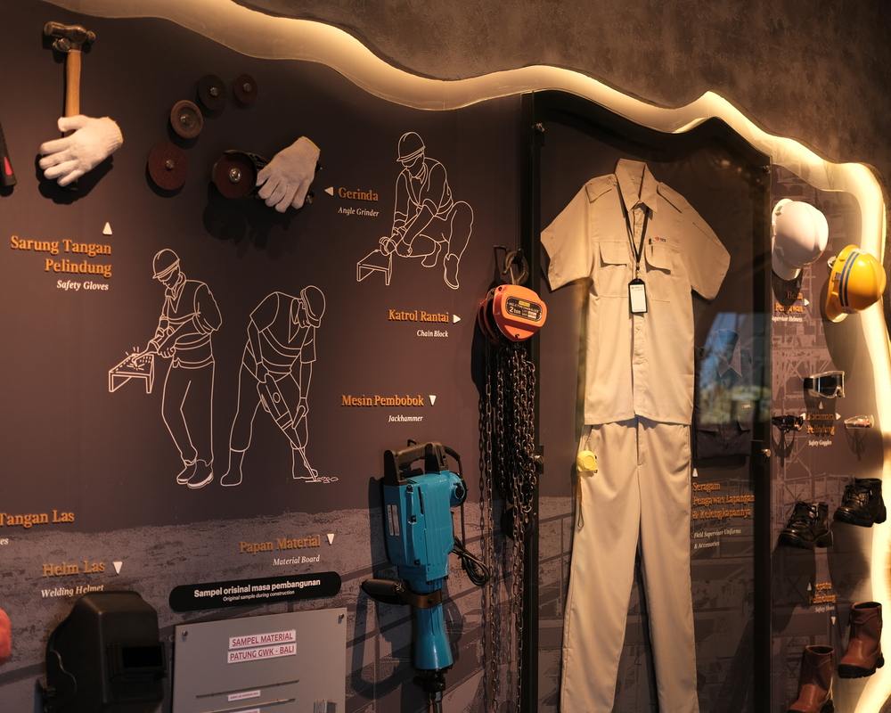 top of the statue tour