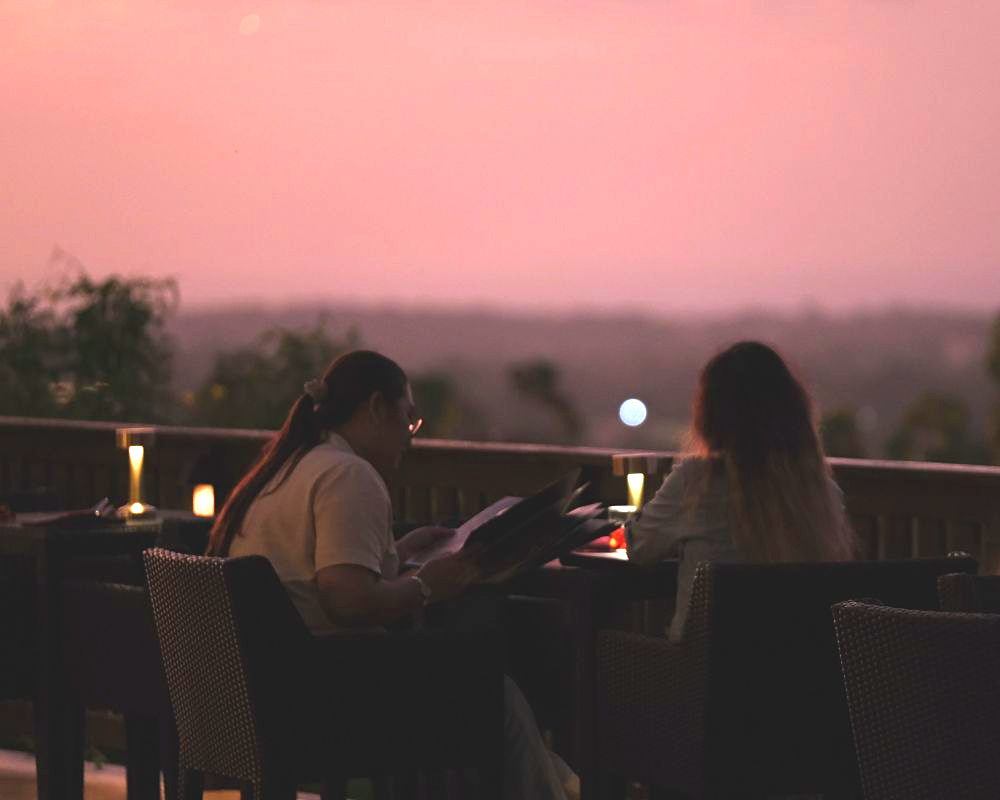 Tempat Nongkrong Malam di Bali